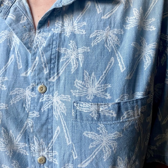 H&M Button Down - Picture 4 of 5